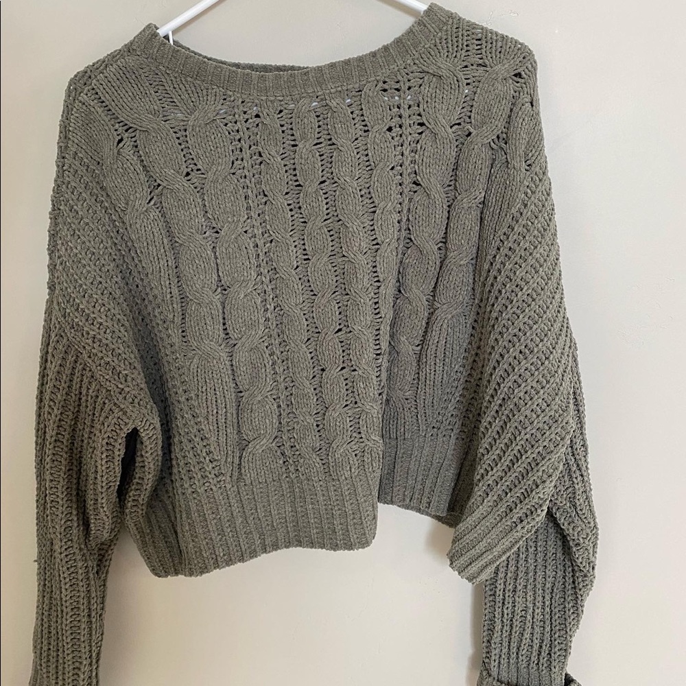 Green cropped sweater